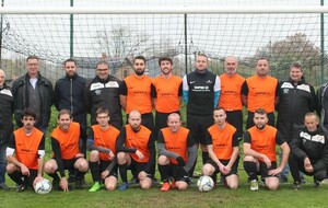 Remise de maillots sponsorisés par Super U Chateauneuf